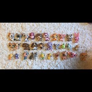 VINTAGE Littlest Pet Shop Lot (Reserved!!)